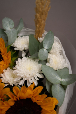 Букет "Встреча с одноклассниками" с подсолнухами Арт 15229Дв
